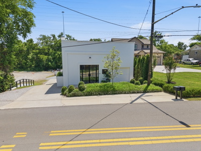 829 Gale Ln