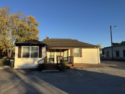 2818 Bransford Ave