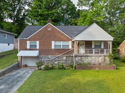 110 Forsythe Street