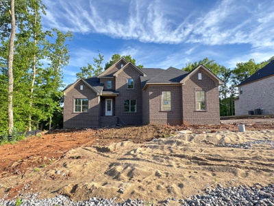 503 Claire Ct