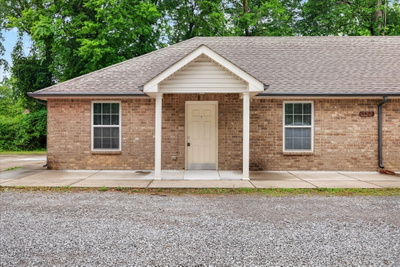 333 Rossview Rd