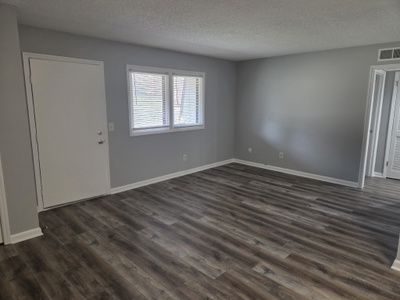 2929 Selena Dr