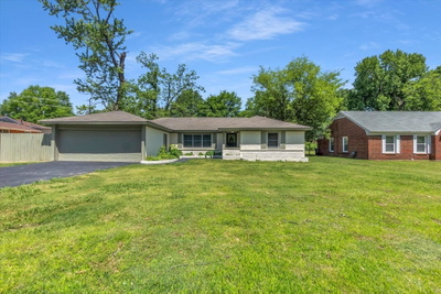 1712 OAKWOOD DR