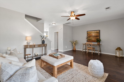 2307 Farrington Pl