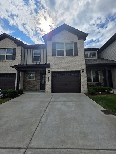156 Rising Pvt Ln