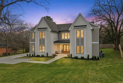 1107 Lipscomb Dr