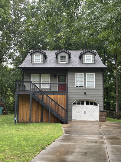 2141 Wooddale Ln