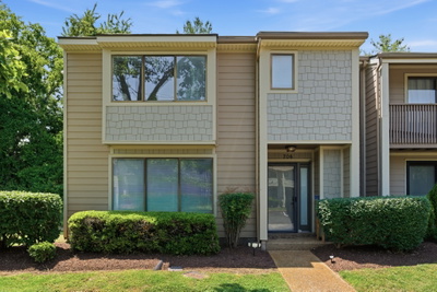 706 Barlin Ct