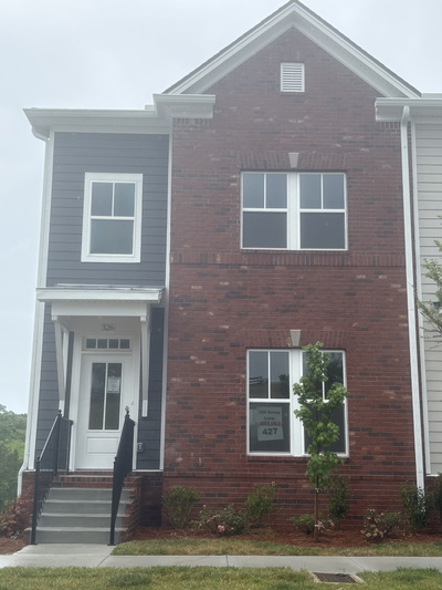326 Savoy Loop