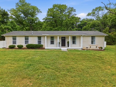 3288 Niagara Dr