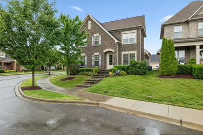 1099 Paddock Park Cir