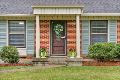 607 Elaine Dr