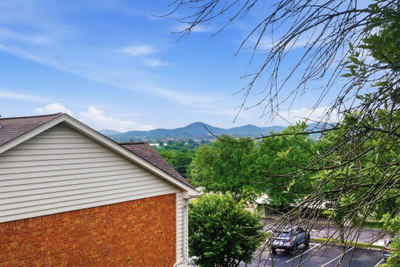 1604 Brentwood Pointe