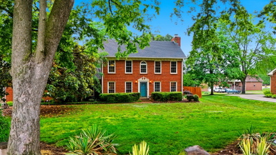 105 S Chestnut
