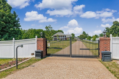 1916 S Mount Juliet Rd