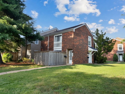 1702 Granville Rd