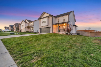 729 Banister Dr