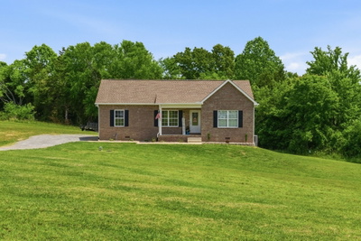 Exterior view of 1146 Mount Olive Rd in Westmoreland, TN