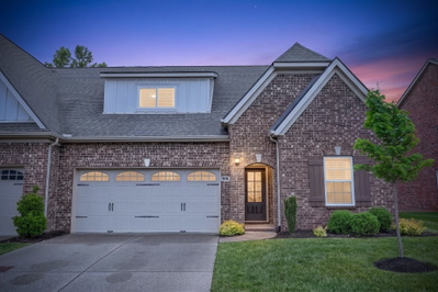 906 Meadowcrest Way