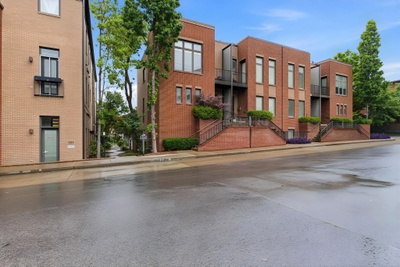 334 Van Buren St