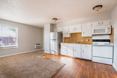 1059 Woods Ferry Rd