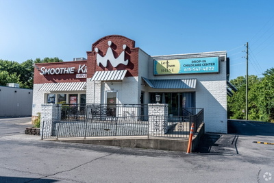 1112 W Main St