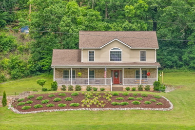 590A Lindsey Hollow Rd