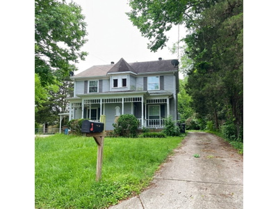 Exterior view of 3604 Victoria Station Ct in Antioch, TN