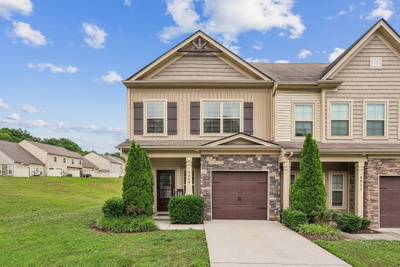 3009 Thornbury Pl