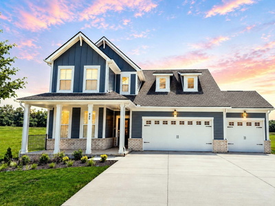 855 Bur Oak Ct