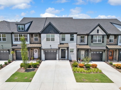 482 Bishop Blvd