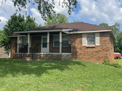 239 Raintree Dr