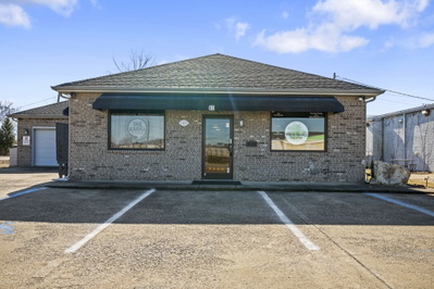 140 Wallace Blvd
