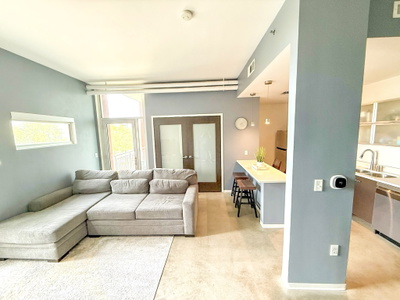 2115 Yeaman Pl