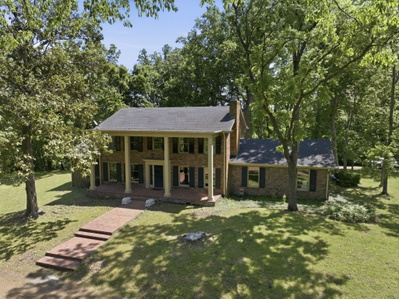 732 Sneed Rd, W