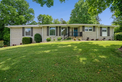 742 Currey Rd