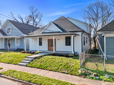 2006 E 12th Street