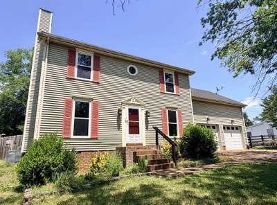 1136 Campbell Rd