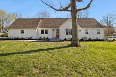1437 Twin Feather Dr