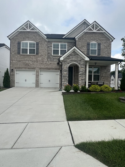 215 Heartland Dr