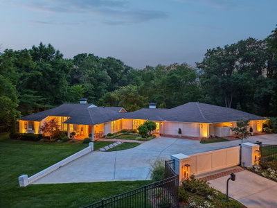 6010 Hickory Valley Rd