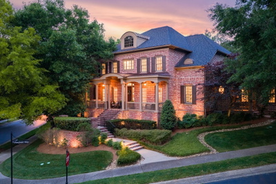 106 Chatfield Way