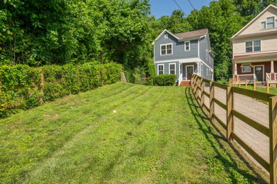 700 Eastland Ct