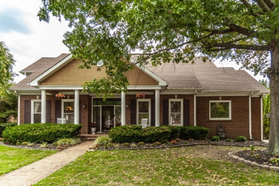 135 N Country Club Dr