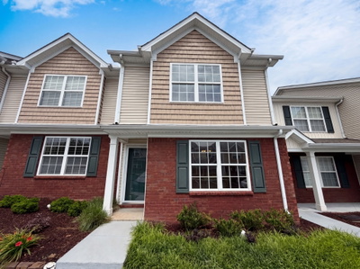 2032 Shaylin Loop