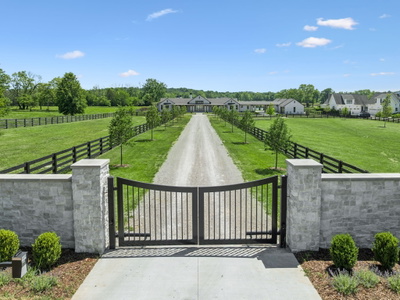 2077 Wilson Pike