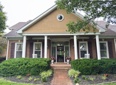 135 N Country Club Dr