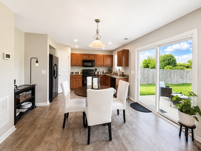 1268 Scarcroft Ln
