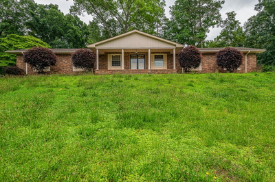 9422 Fuller Road
