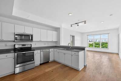 400 Herron Dr